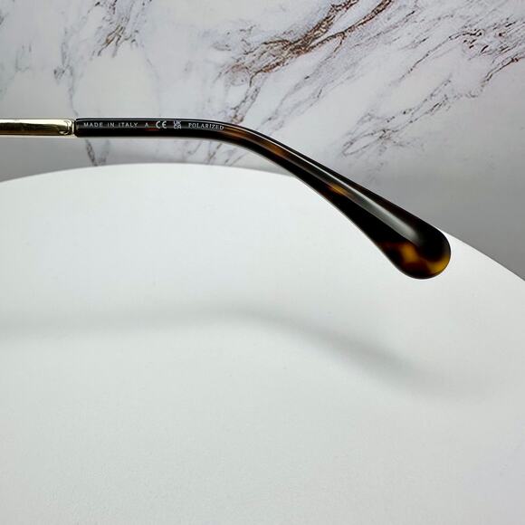 New CHANEL Sunglasses - Picture 8 of 16